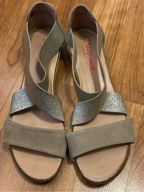 Women’s Campesina Nover Criss Cross Sandals Size 40